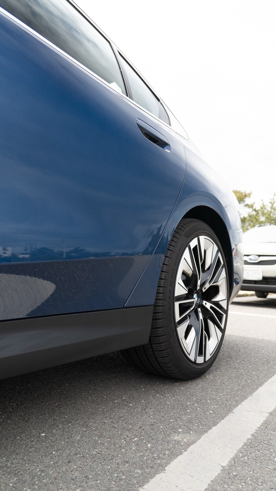 Detailed BMW 5 Series — deep-gloss side profile
